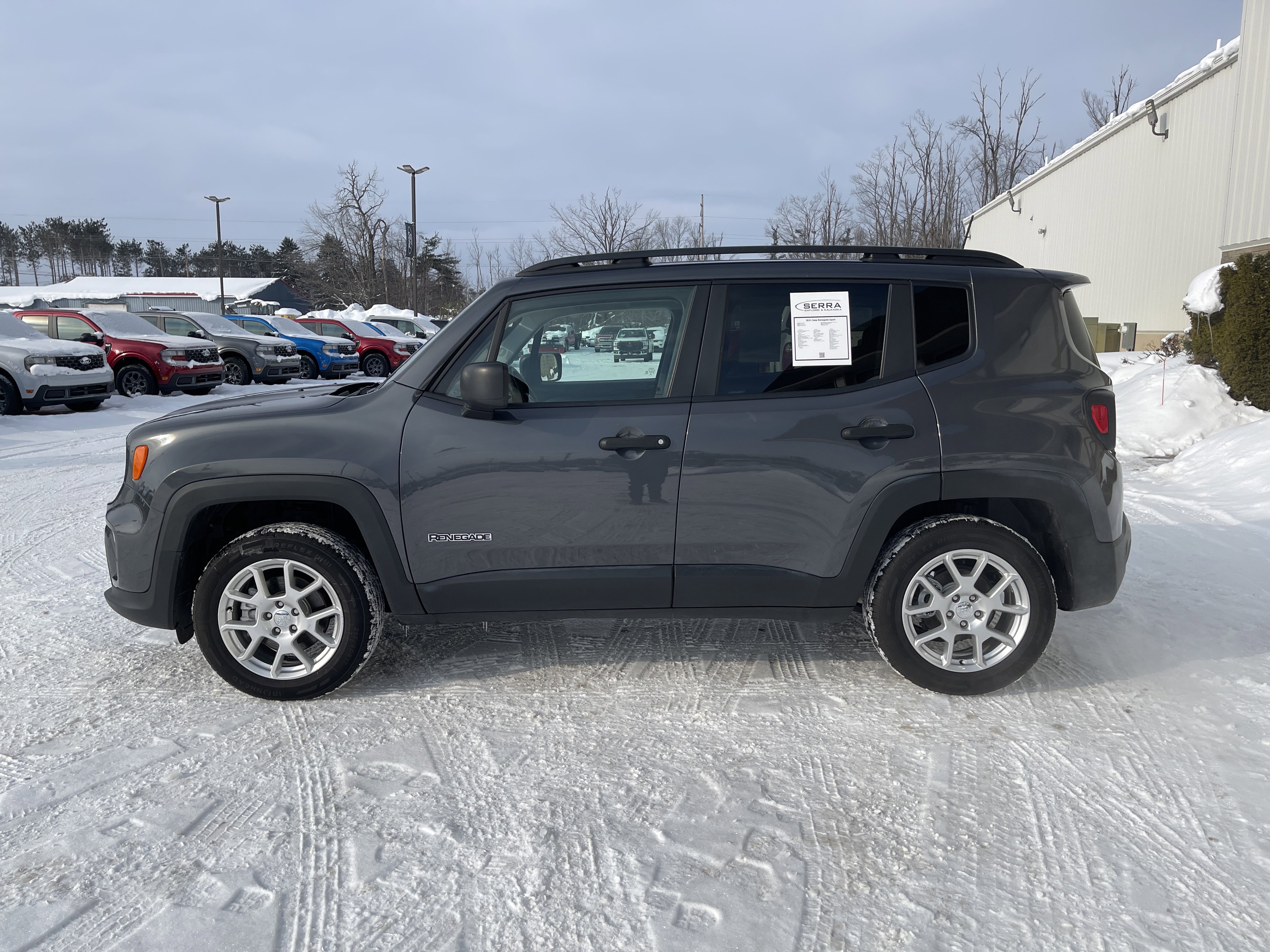 Used 2021 Jeep Renegade Sport w/ Sport Appearance Group image 7