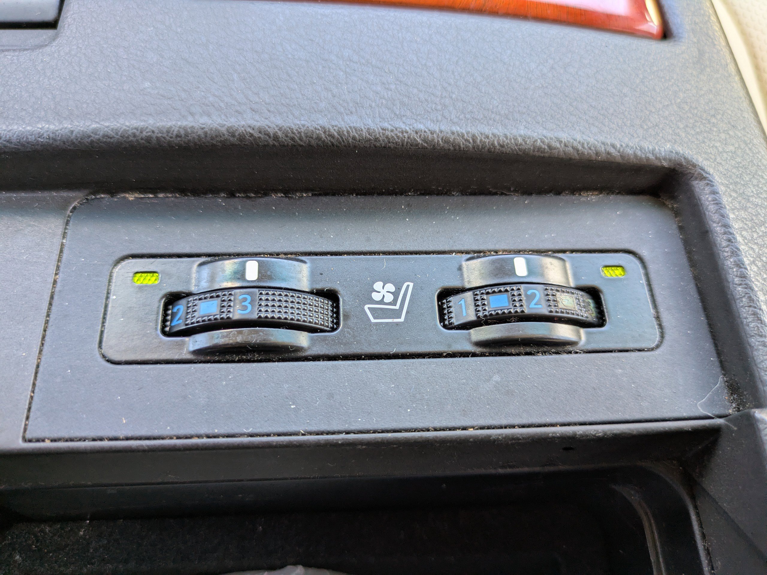 Used 2010 Lexus RX 350 AWD image 27