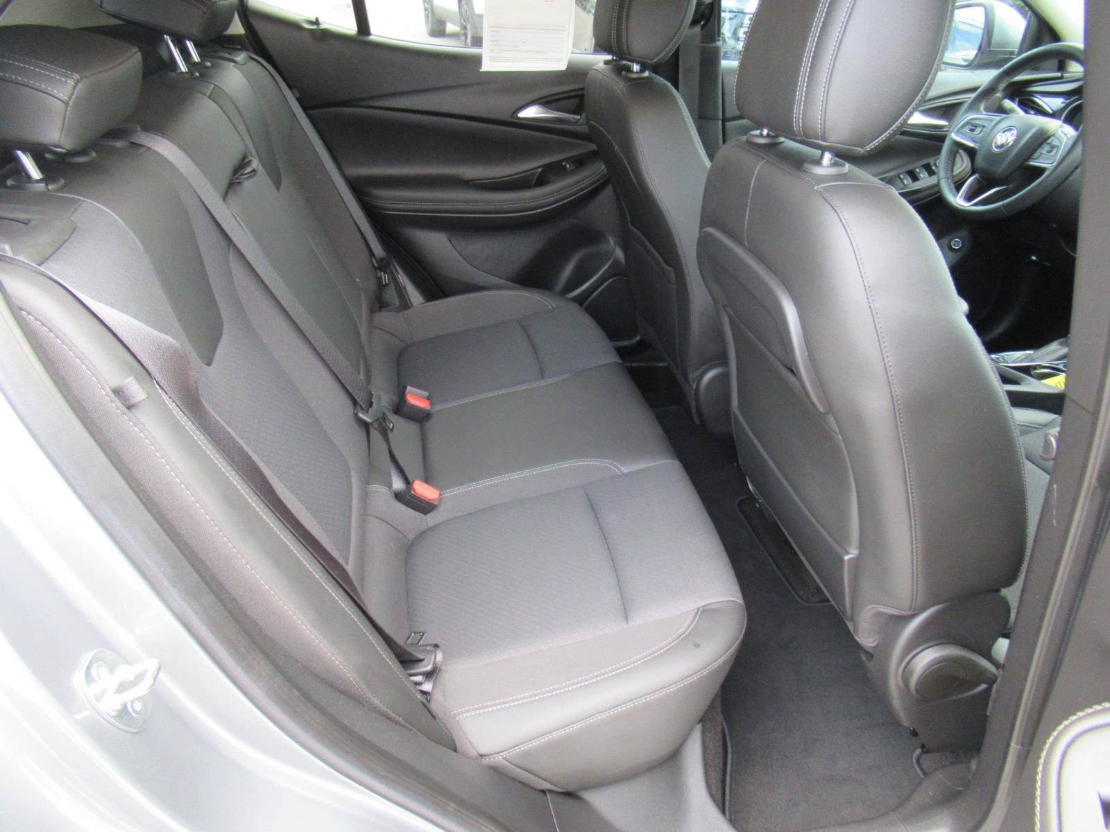 Used 2023 Buick Encore GX Select w/ Sport Touring Package FWD image 29