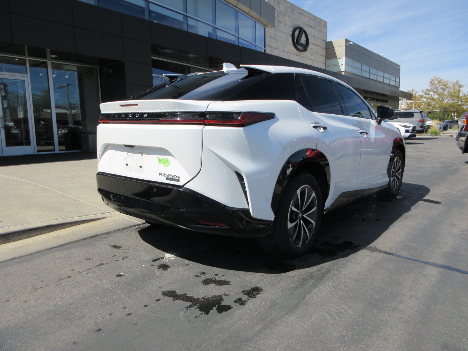 Used 2023 Lexus RZ 450e Premium w/ Technology Package AWD/4WD image 9