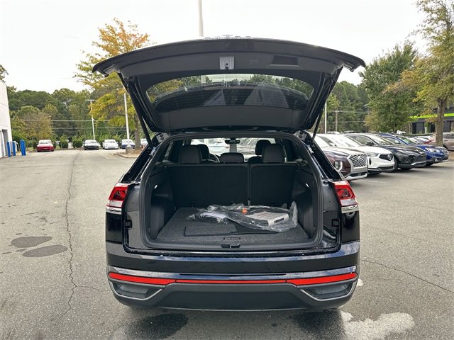 New 2026 Volkswagen Atlas Cross Sport SE image 23