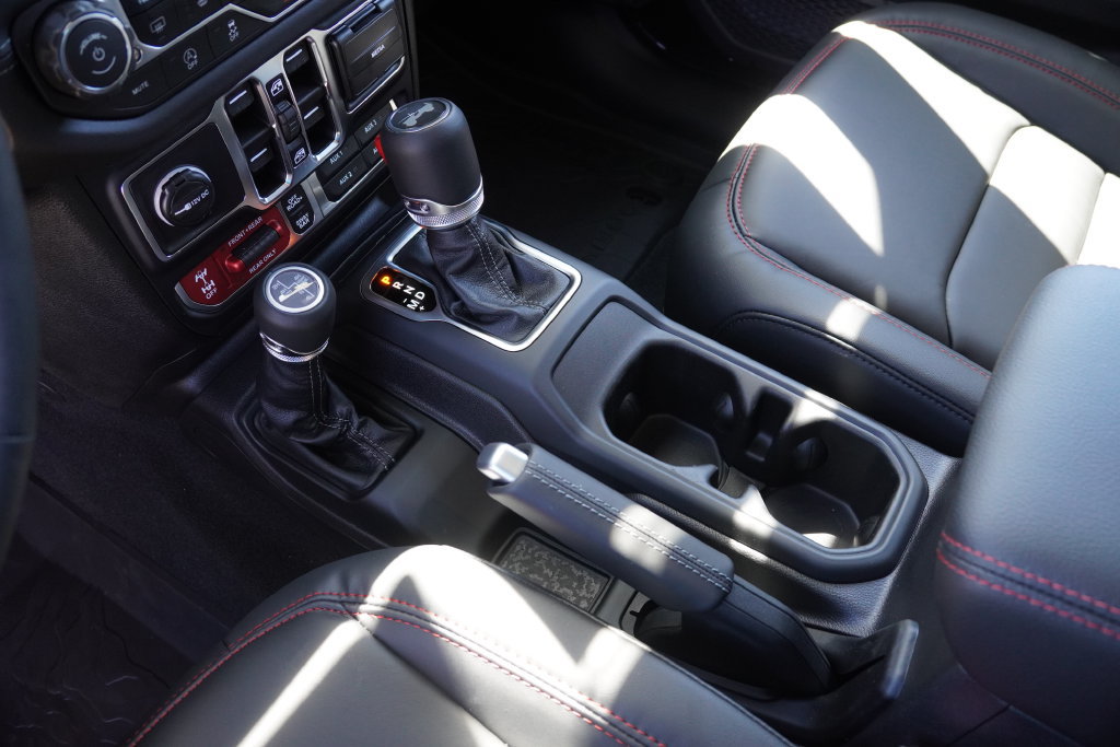New 2027 Jeep Wrangler Unlimited Rubicon AWD/4WD image 29