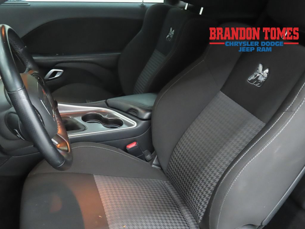 Used 2021 Dodge Challenger R/T Scat Pack RWD image 10