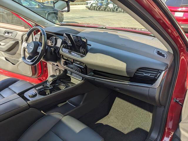 Used 2023 Nissan Rogue SL w/ SL Premium Package image 19