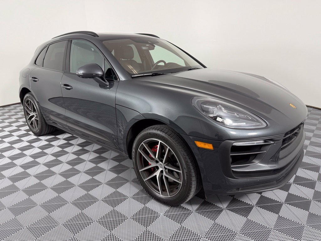 Certified 2025 Porsche Macan S AWD/4WD image 13