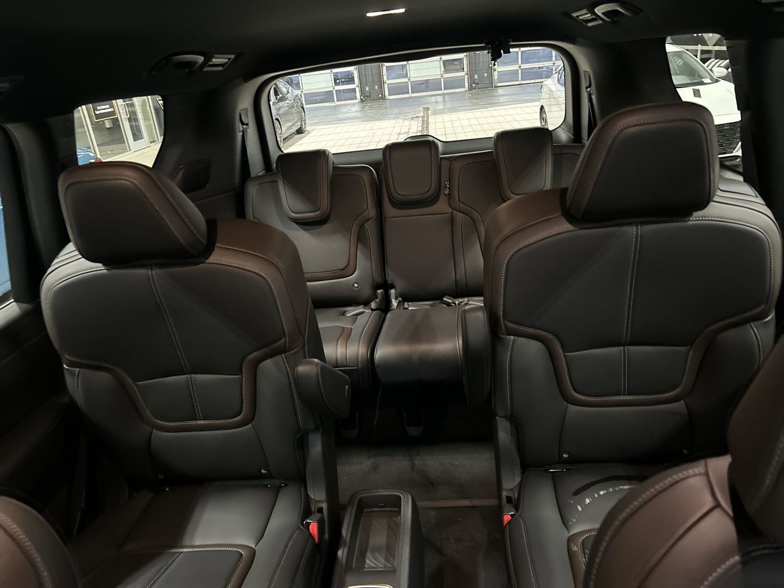 New 2026 Nissan Armada SL w/ Captain's Chari Seat Package image 27