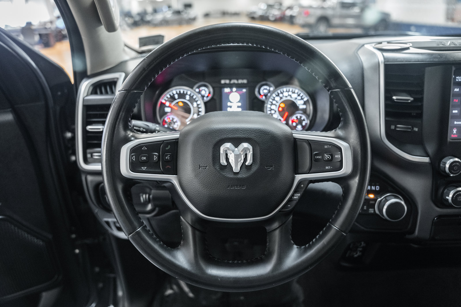 Used 2020 RAM 1500 Big Horn AWD/4WD image 29