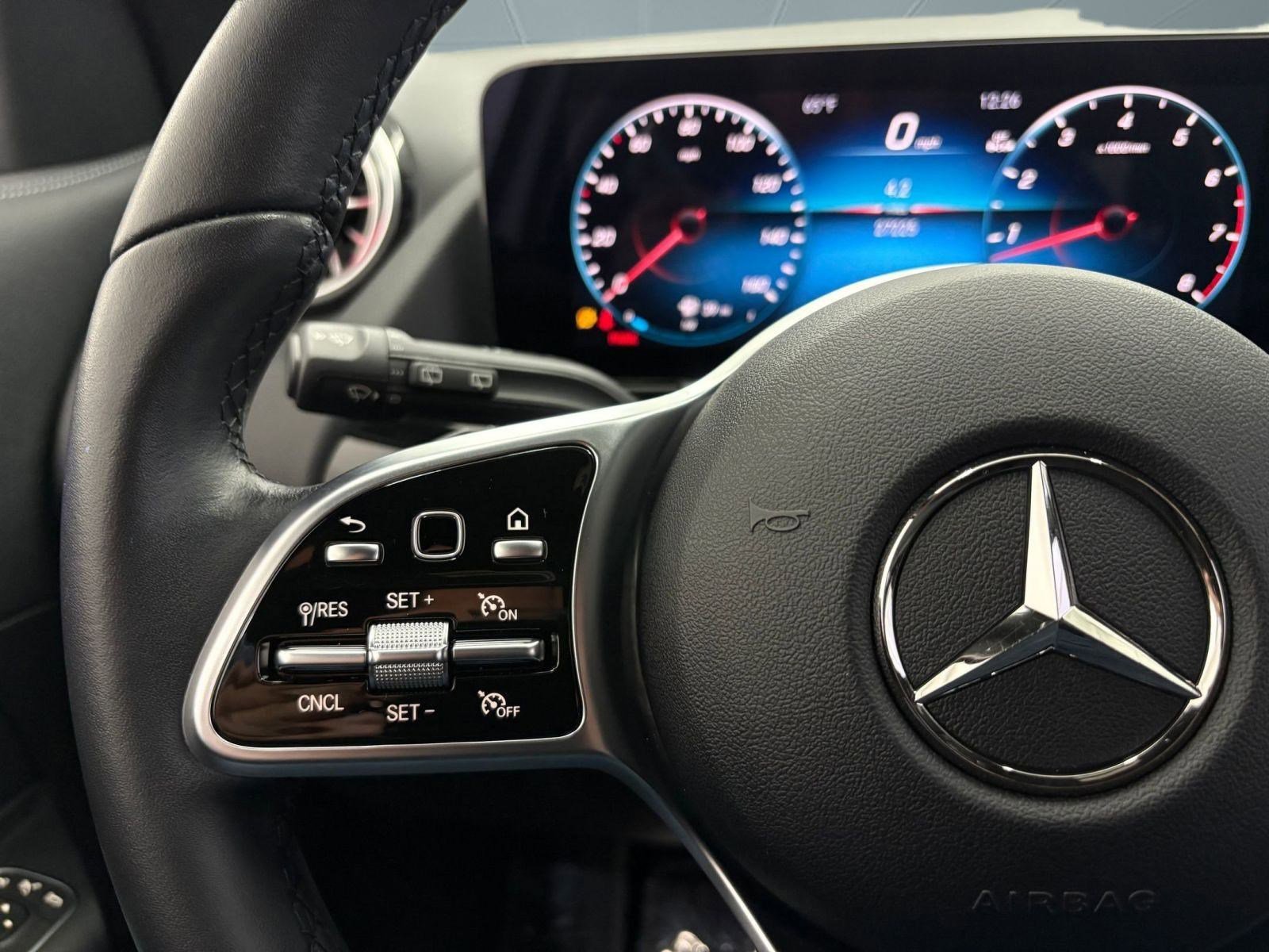 Certified 2023 Mercedes-Benz GLA 250 image 14