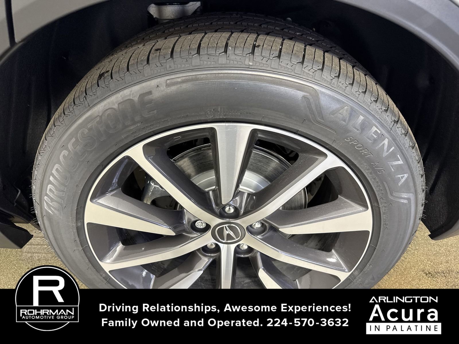 Used 2026 Acura MDX SH-AWD w/ Technology Package image 5