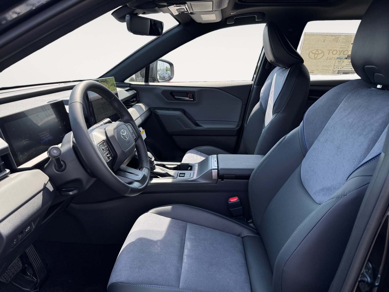 New 2026 Toyota RAV4 XSE AWD/4WD image 12
