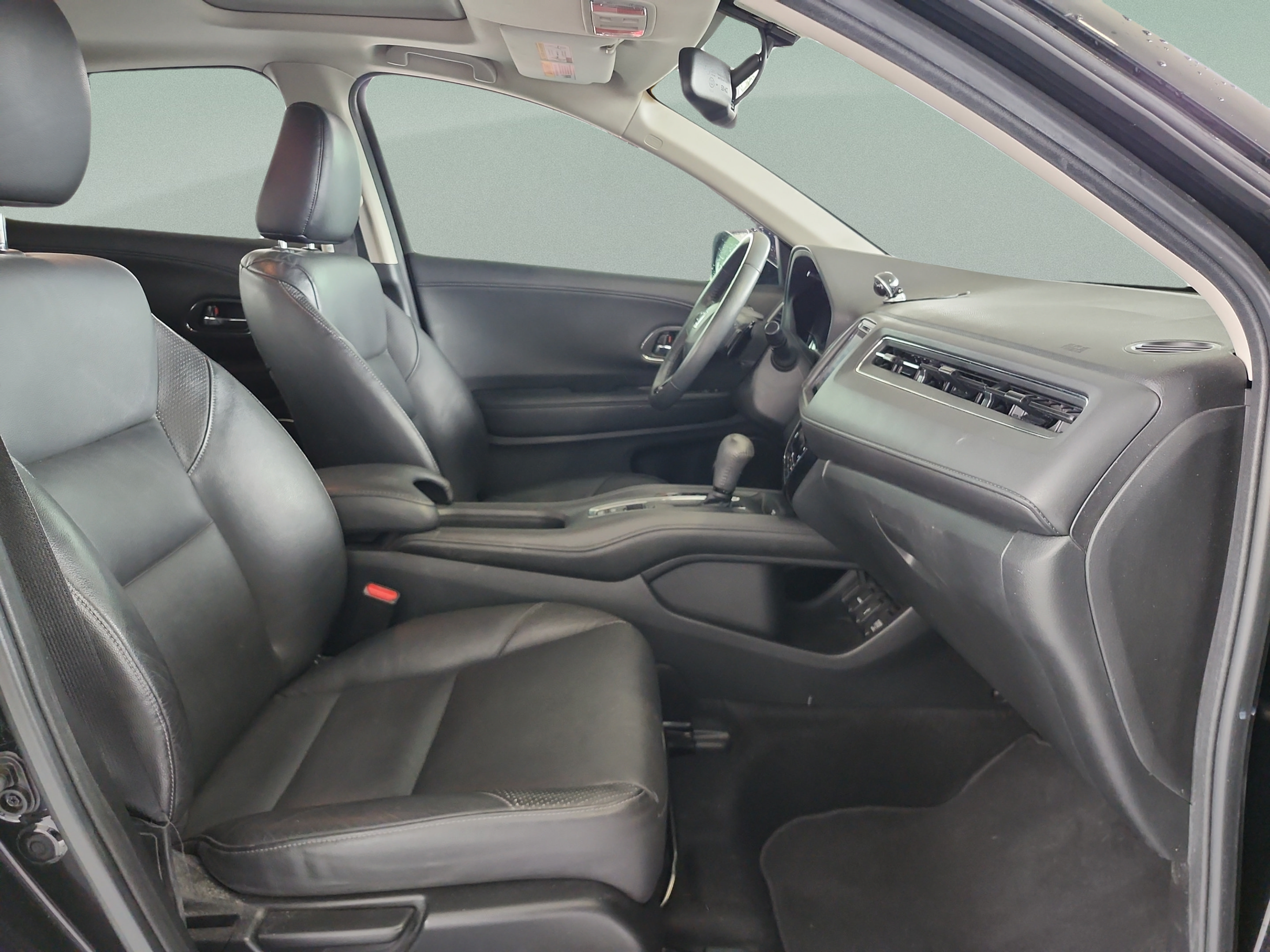 Used 2017 Honda HR-V EX-L image 21