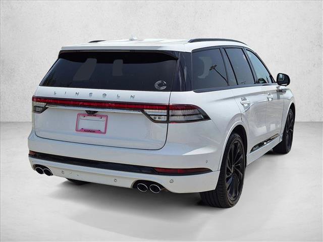 Used 2024 Lincoln Aviator Reserve w/ Equipment Group 201A RWD image 5