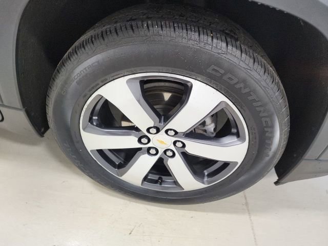 Used 2023 Chevrolet Traverse LT w/ LT Premium Package image 42