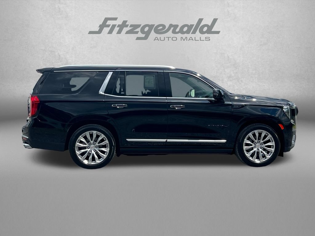 Used 2024 GMC Yukon Denali w/ Advanced Technology Package AWD/4WD image 3