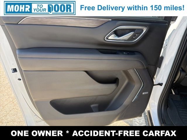 Used 2023 Chevrolet Suburban Z71 w/ Luxury Package image 28