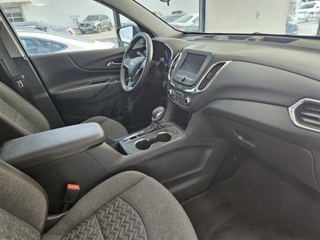 Used 2024 Chevrolet Equinox LT AWD/4WD image 13