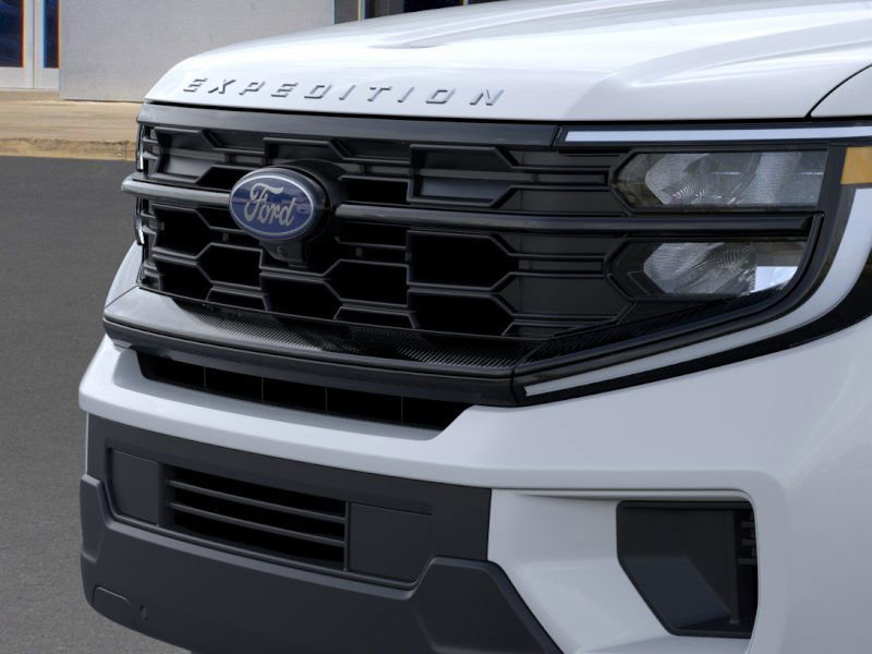 New 2025 Ford Expedition Active image 17