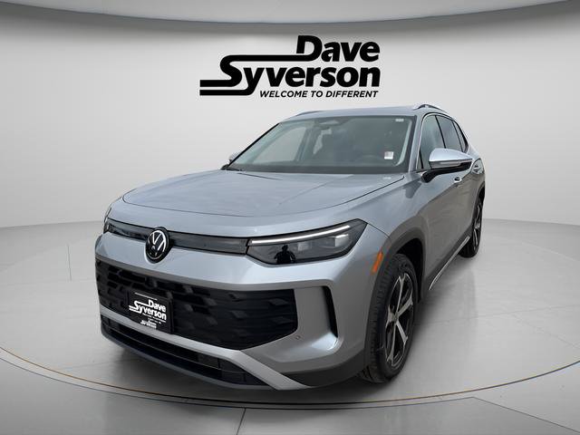 New 2025 Volkswagen Tiguan SE image 1