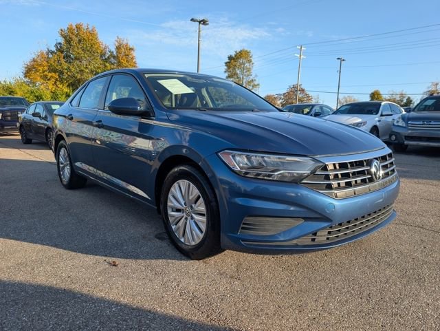 Used 2019 Volkswagen Jetta S image 1