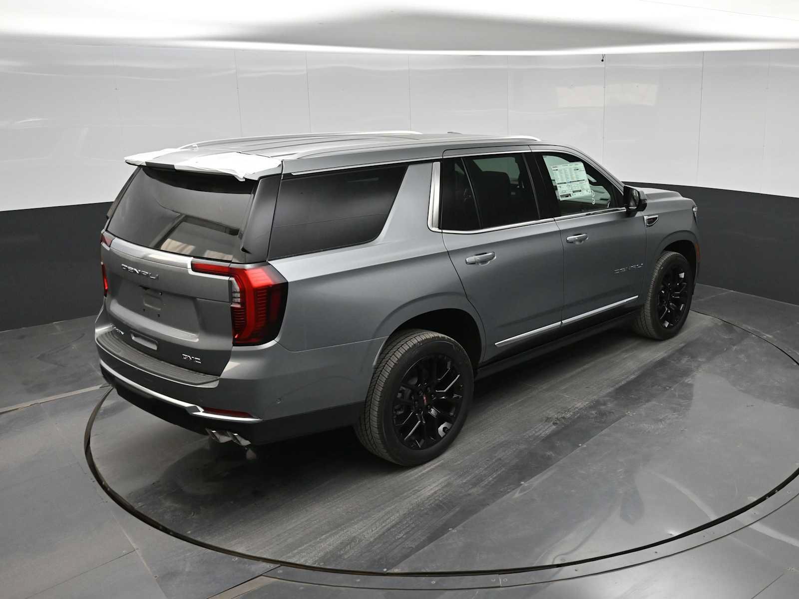 New 2026 GMC Yukon Denali w/ Sun & Power Step Package AWD/4WD image 31