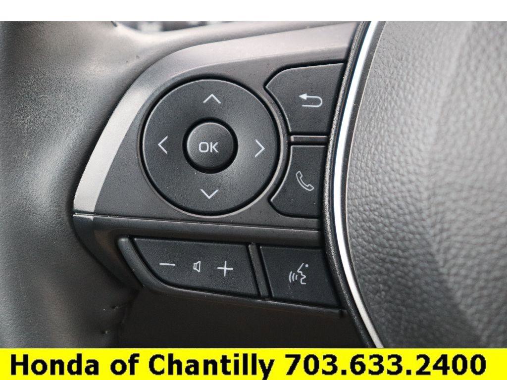 Used 2024 Toyota Corolla Cross XLE w/ Convenience Package image 12