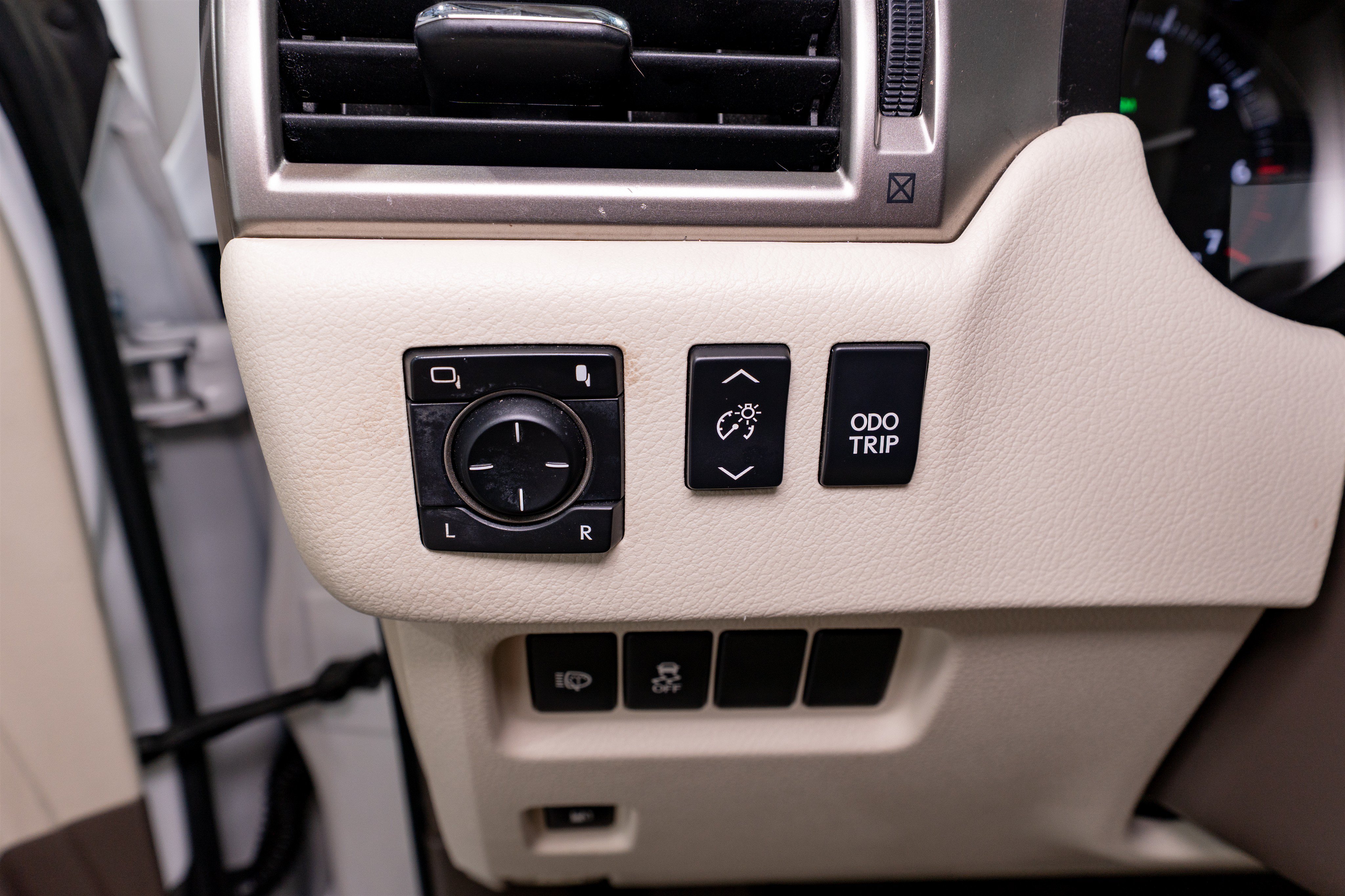 Used 2019 Lexus GX 460 Premium AWD/4WD image 34