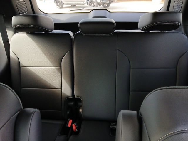 New 2026 Chevrolet Traverse LT w/ Enhanced Driving Package image 31