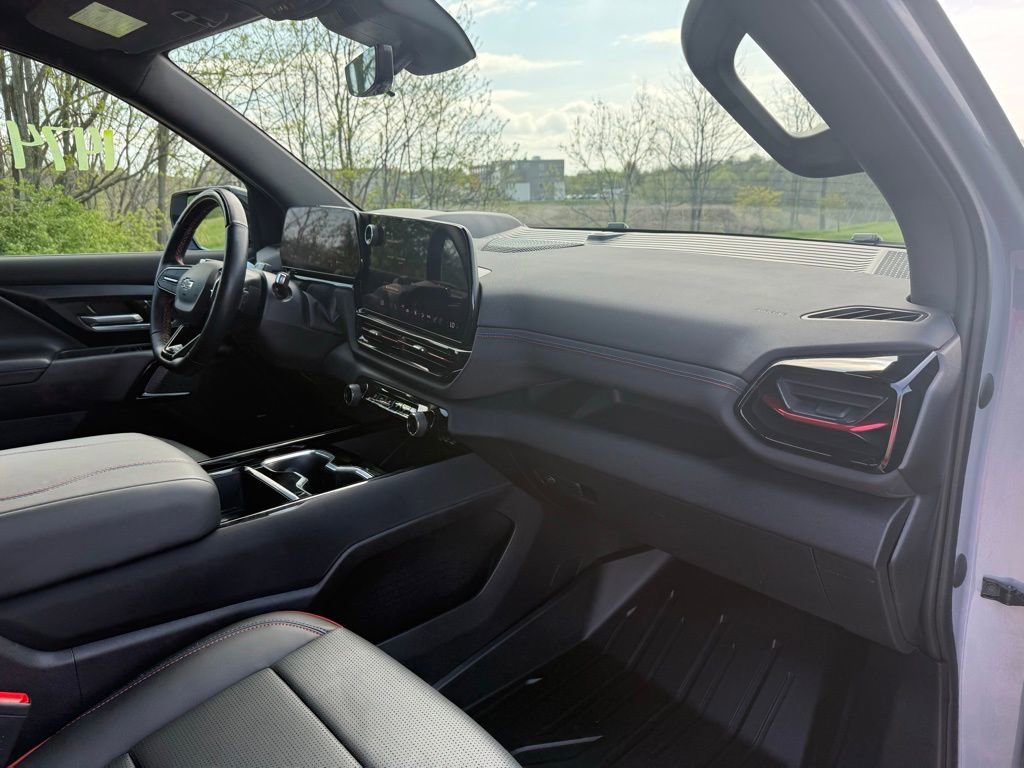 Used 2025 Chevrolet Silverado EV RST image 23