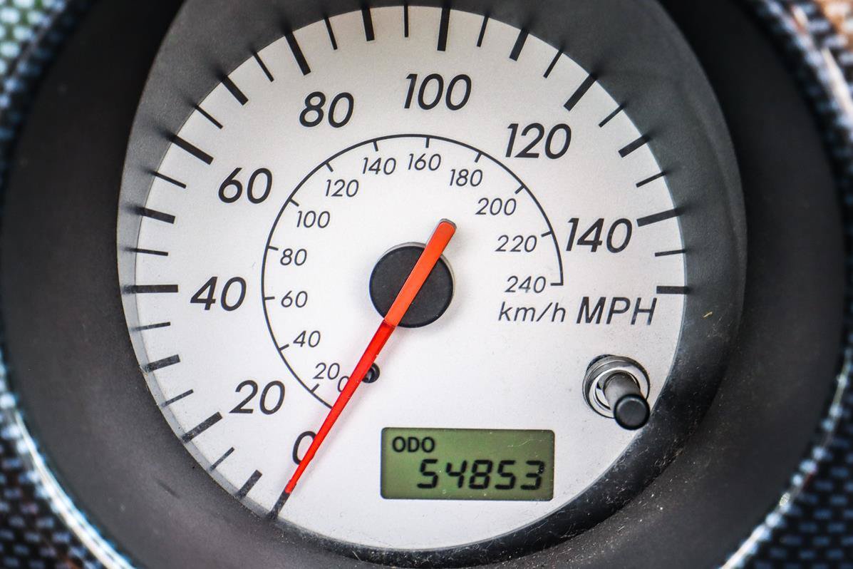 Used 2003 Toyota MR2 RWD image 6