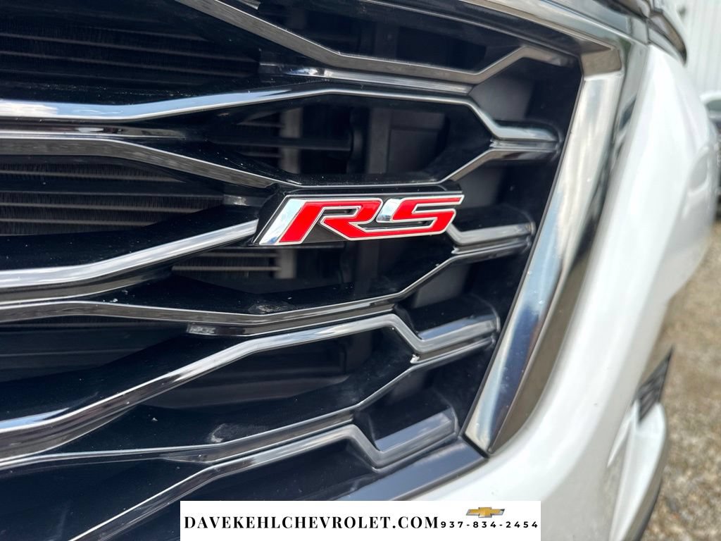 Used 2023 Chevrolet Traverse RS FWD image 44