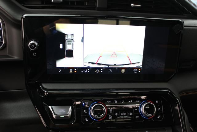 Certified 2024 GMC Sierra 1500 AT4 w/ Technology Package image 8