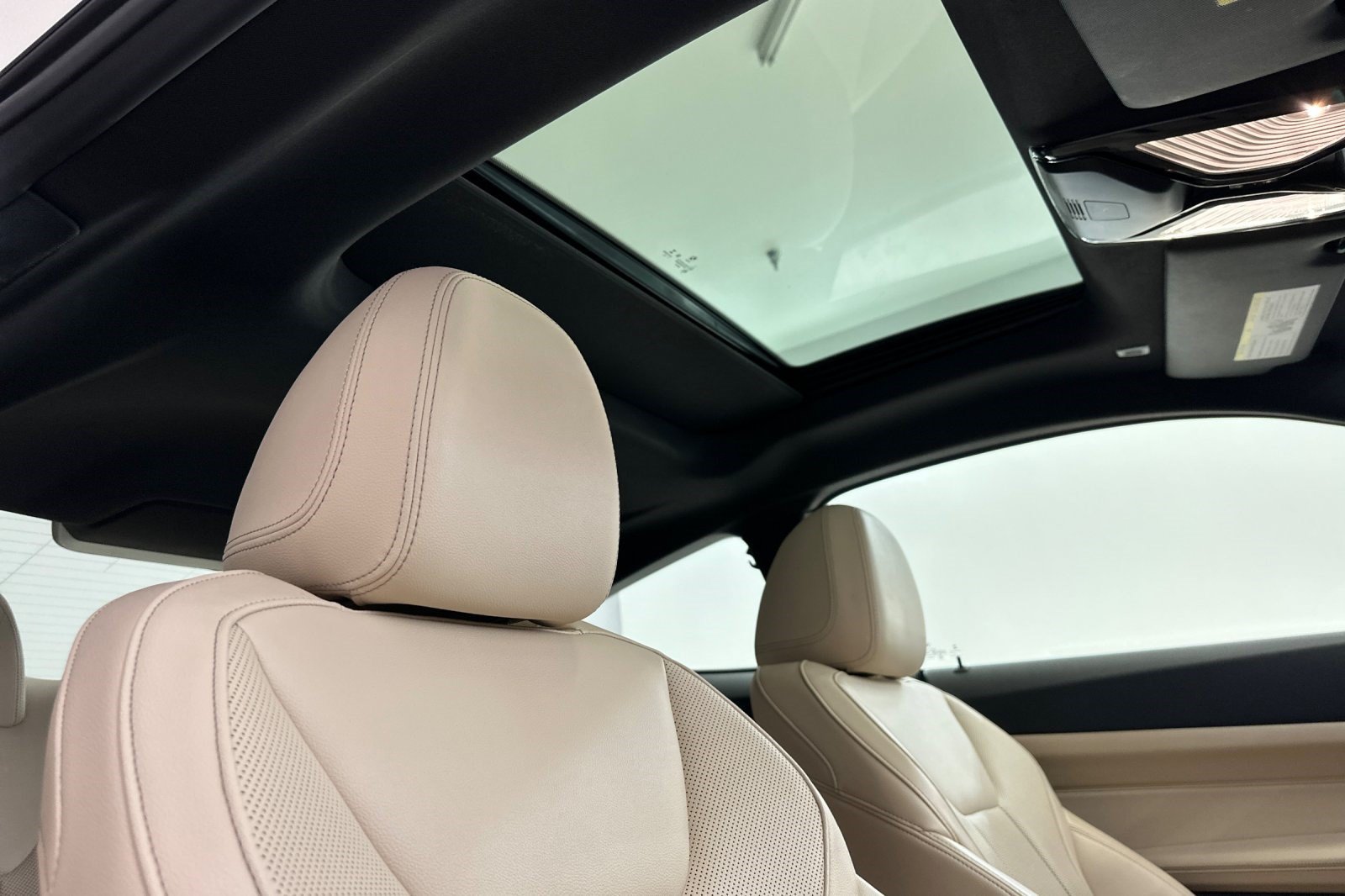 Certified 2022 BMW 430i xDrive Coupe w/ Convenience Package AWD/4WD image 24