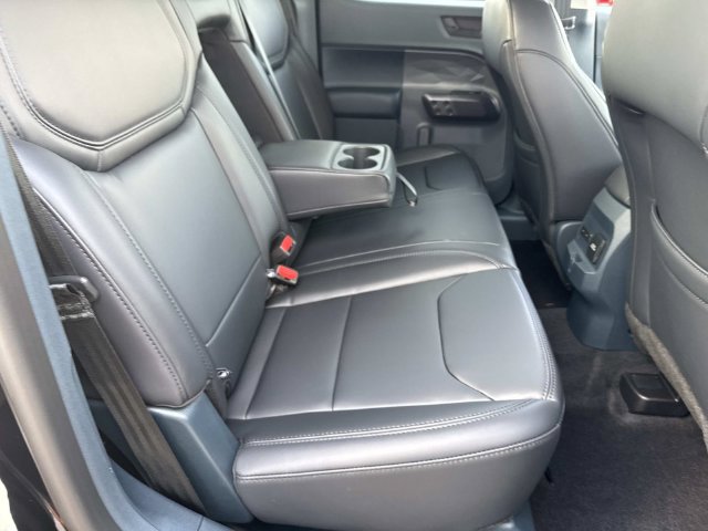 New 2026 Ford Maverick Lariat w/ Black Appearance Package AWD/4WD image 12