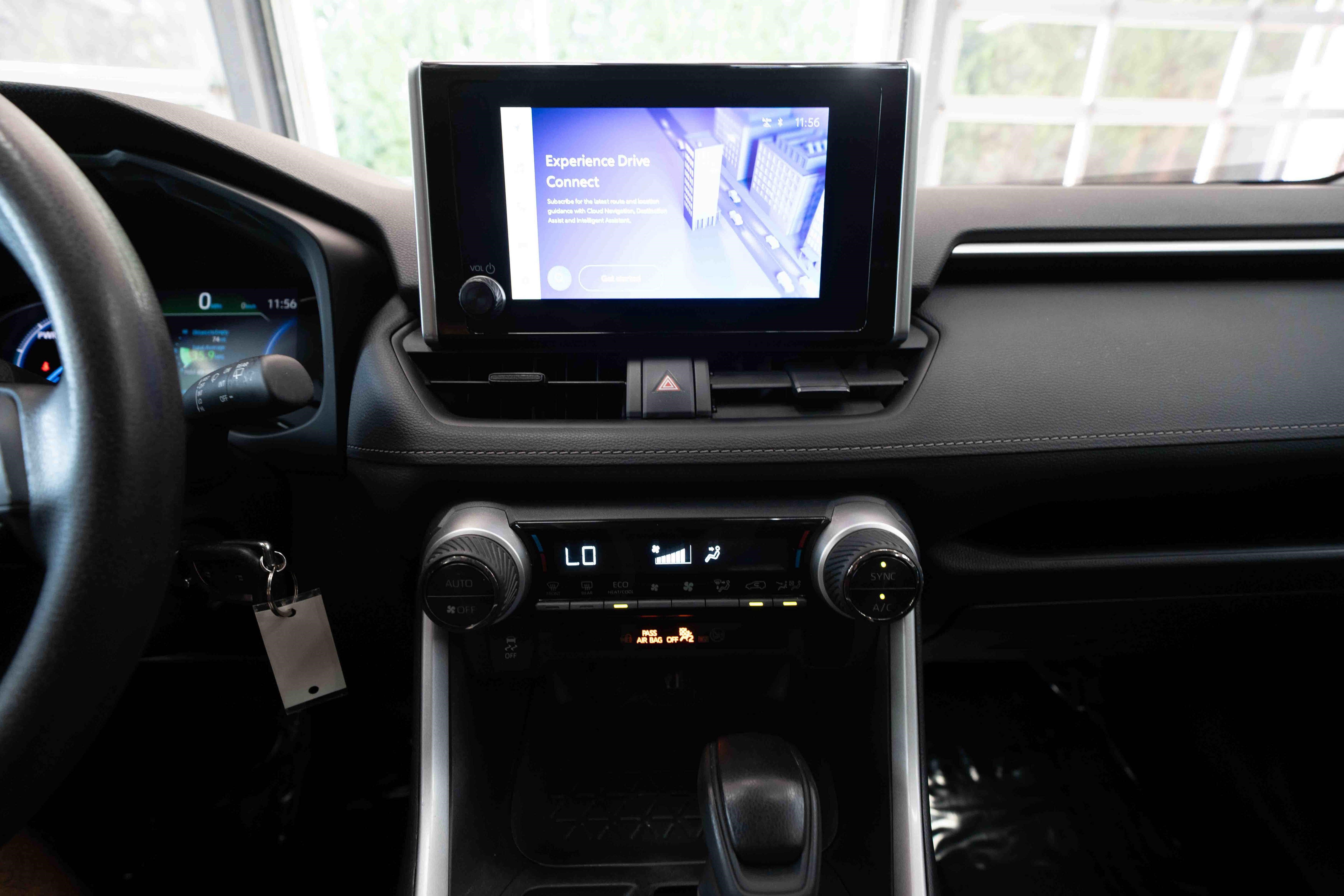 Used 2023 Toyota RAV4 LE AWD/4WD image 17