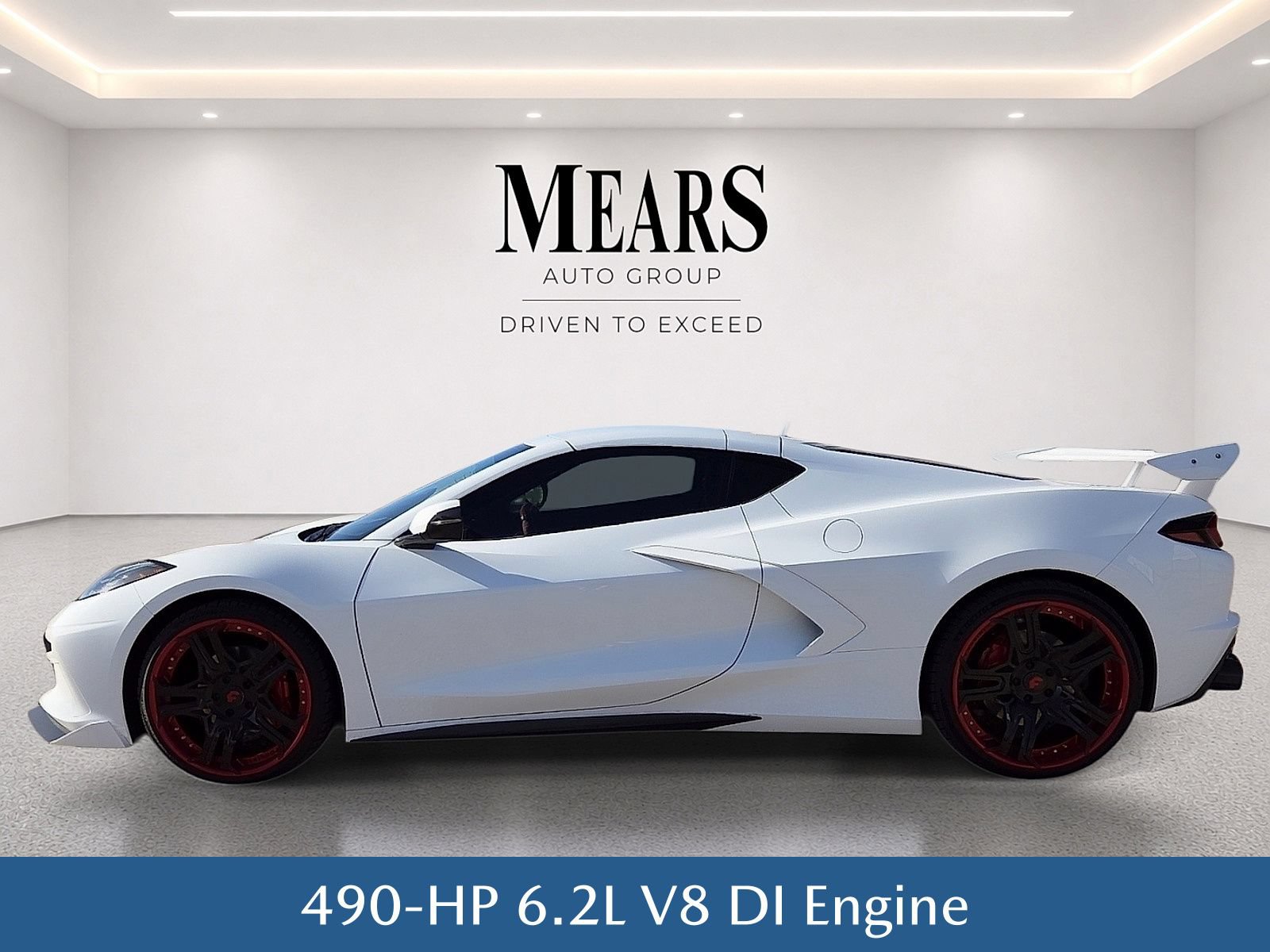 Used 2023 Chevrolet Corvette Stingray Coupe w/ 1LT RWD image 3