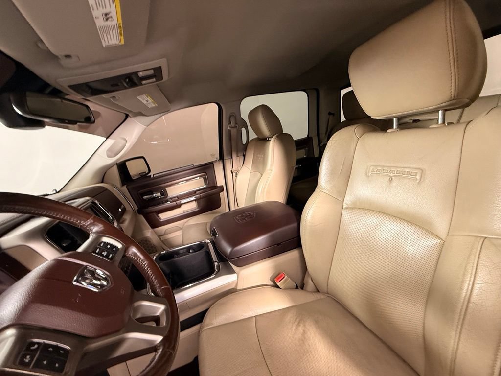 Used 2015 RAM 1500 Laramie w/ Convenience Group AWD/4WD image 46