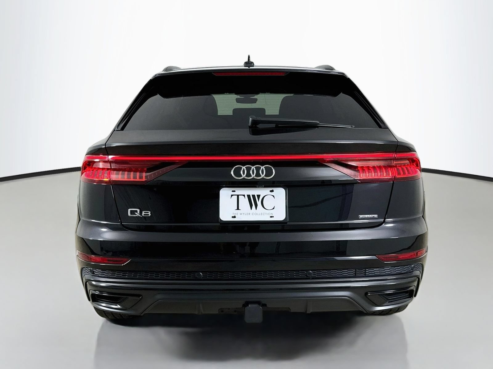 Used 2019 Audi Q8 Premium Plus AWD/4WD image 6