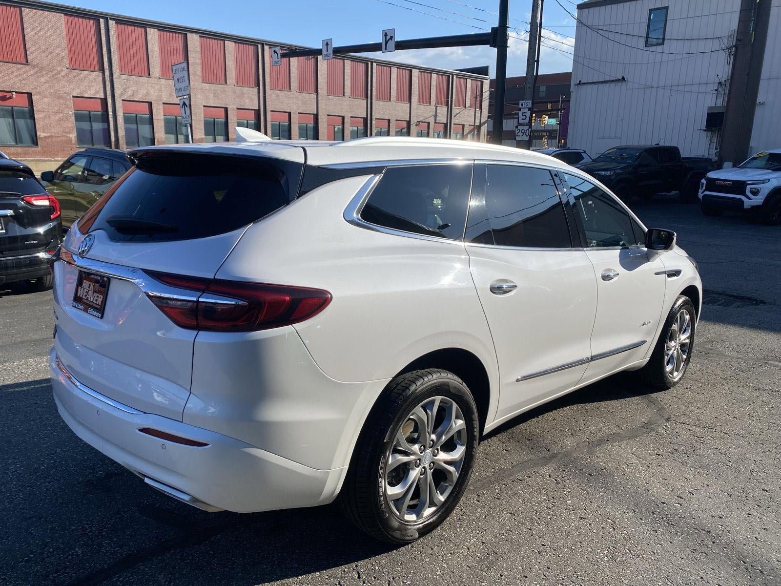 Certified 2021 Buick Enclave Avenir w/ Avenir Technology Package AWD/4WD image 8