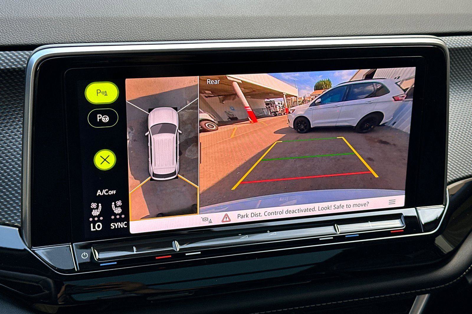 Used 2024 Volkswagen Atlas Cross Sport SEL Premium R-Line image 23