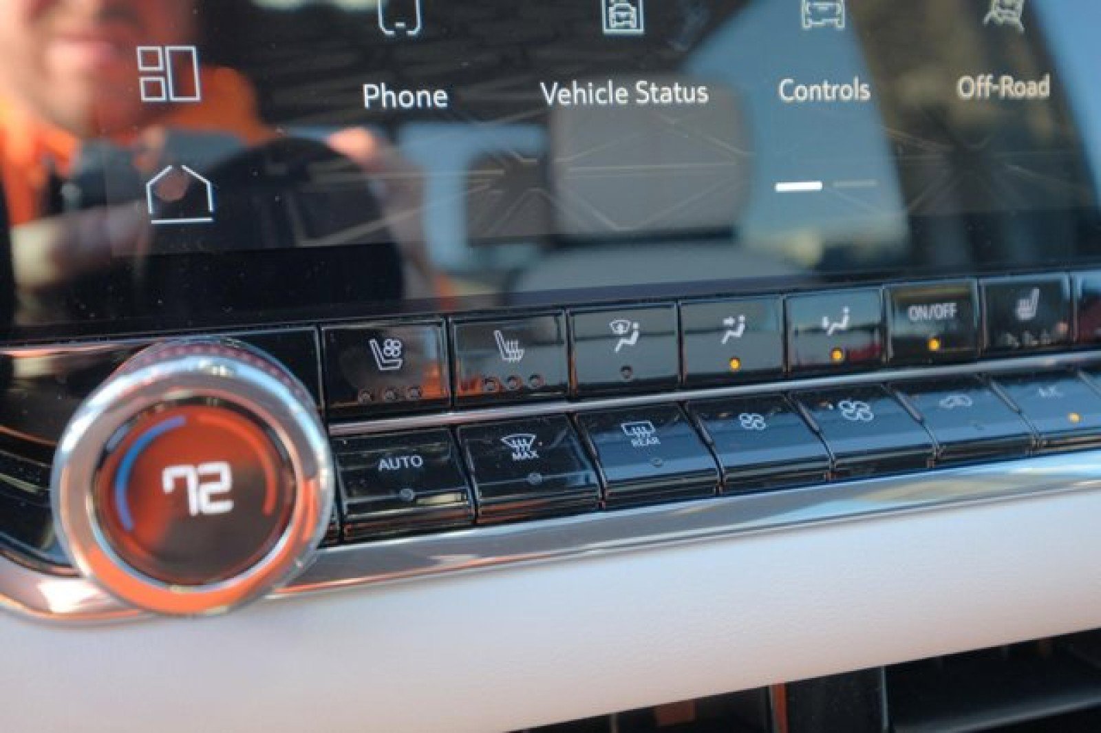 Used 2023 GMC Canyon AT4X image 23