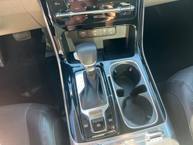 Certified 2024 Kia Carnival SX Prestige FWD image 13