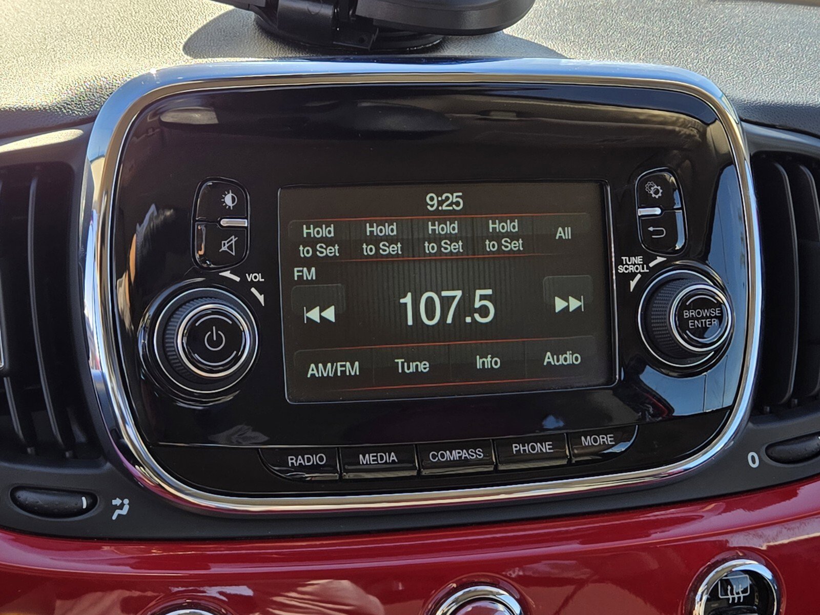 Used 2019 FIAT 500 Pop image 18