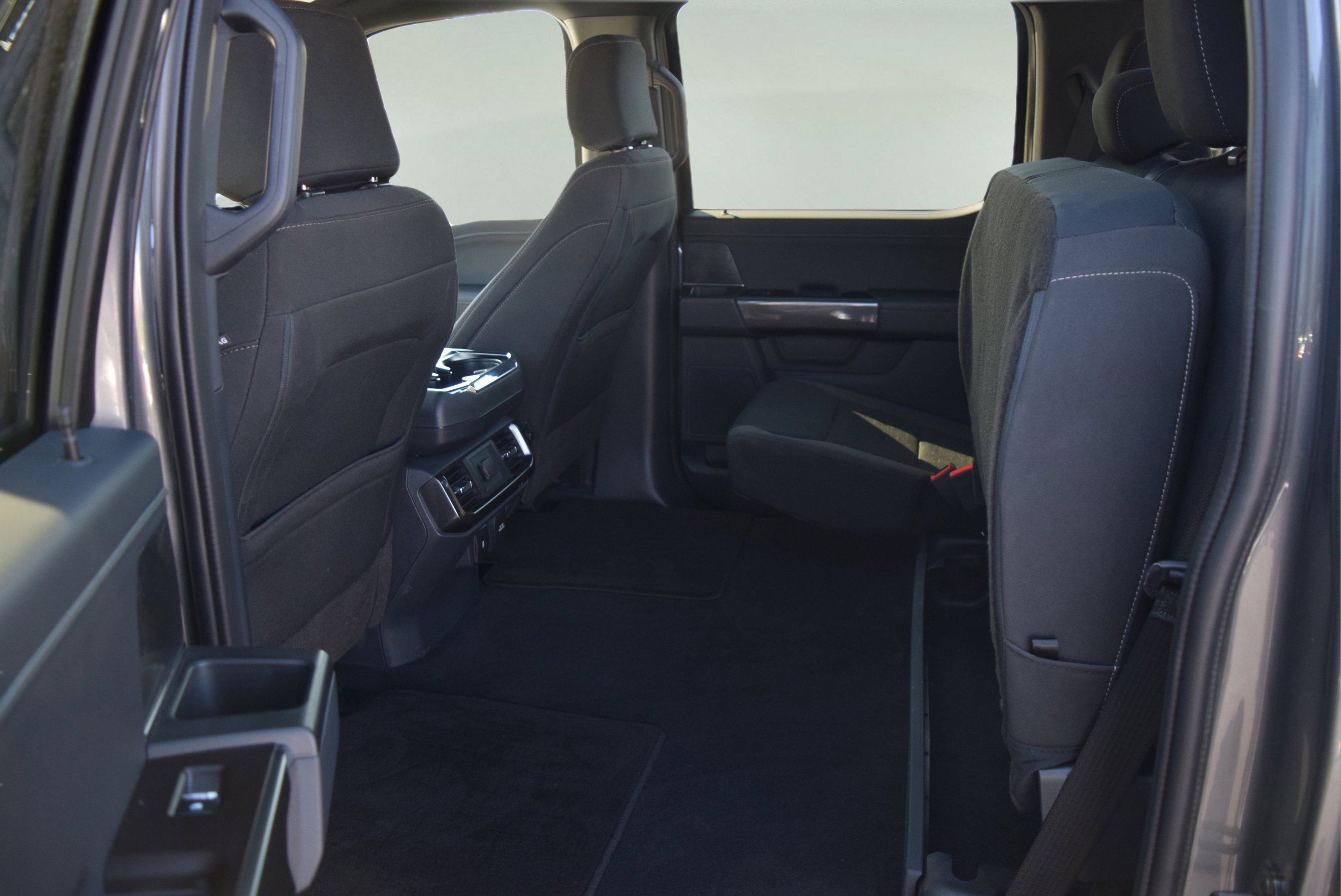 Used 2023 Ford F150 XLT w/ Equipment Group 302A High image 9