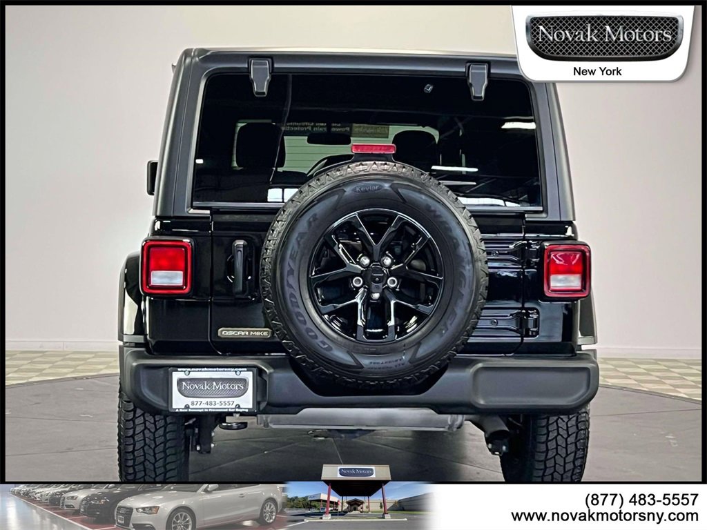 Used 2023 Jeep Wrangler Sport S image 7