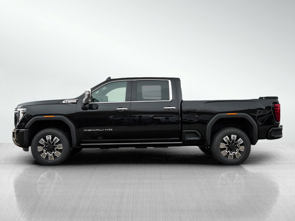 New 2026 GMC Sierra 3500 Denali w/ Denali Reserve Package image 4