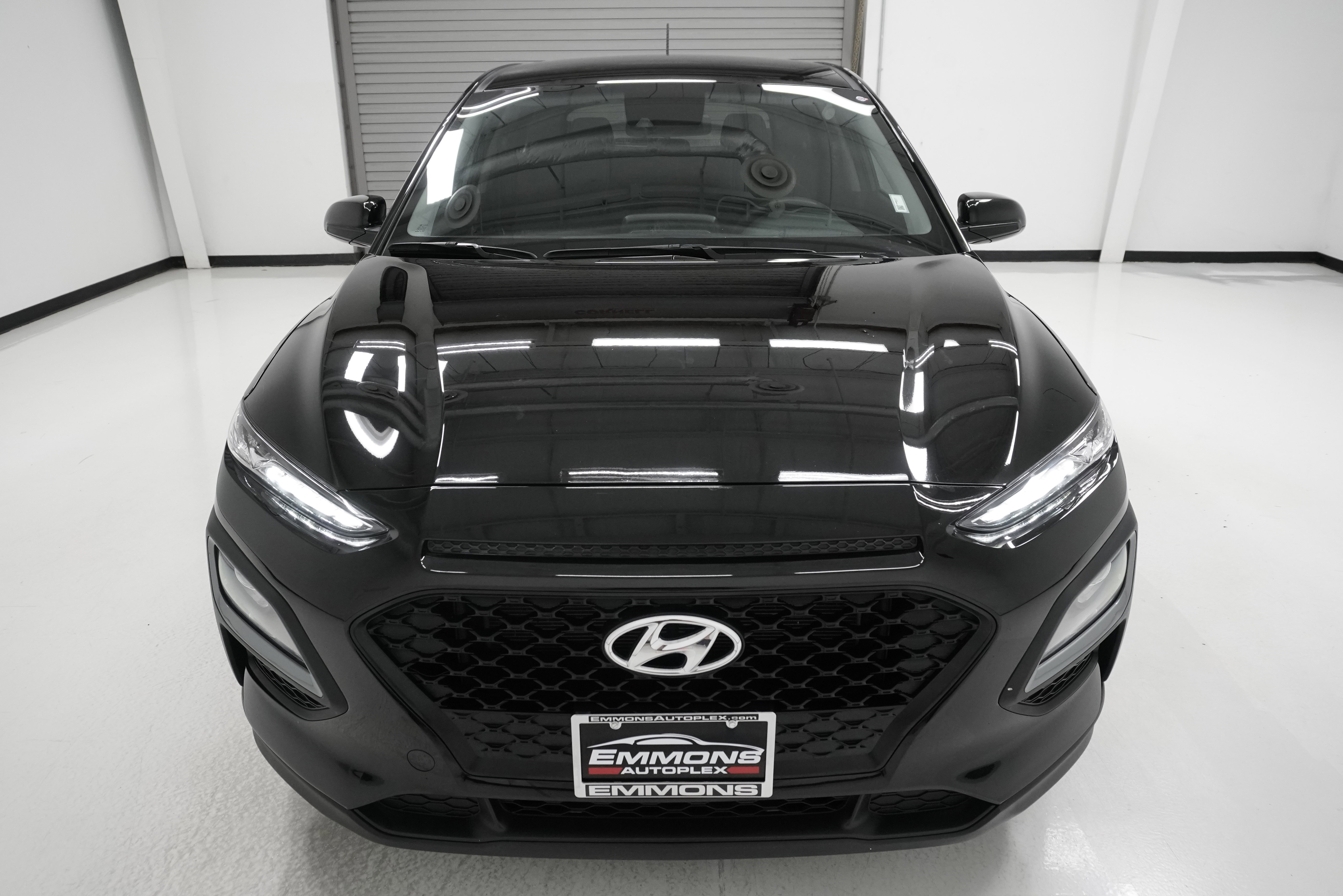 Used 2021 Hyundai Kona SE w/ Cargo Package image 2
