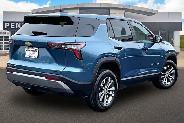 Certified 2026 Chevrolet Equinox LT image 2