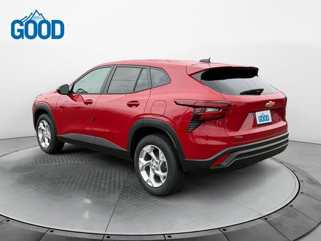 New 2026 Chevrolet Trax LS w/ LS Convenience Package FWD image 3