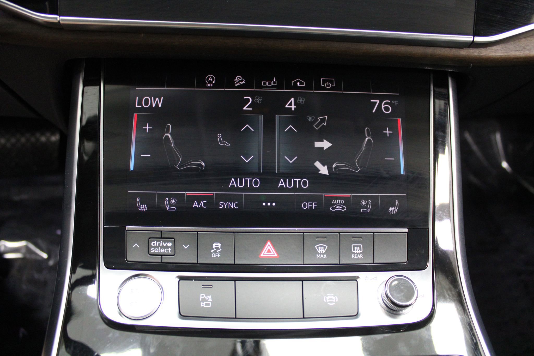 Used 2020 Audi Q8 Premium Plus AWD/4WD image 46