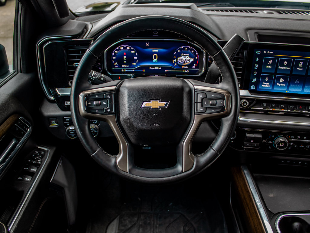 Used 2024 Chevrolet Silverado 2500 High Country w/ High Country Premium Package AWD/4WD image 34